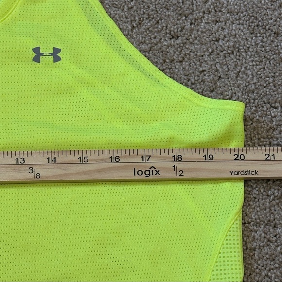 Under Armour Women's HeatGear Armour Racer Tank Size Large - Picture 6 of 9